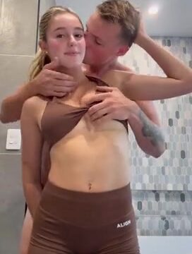 Ella Alexandra EllaAlexandraXOXO Bathroom Sextape Video Onlyfans